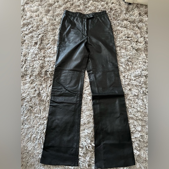 Danier Black Leather Wide Leg Pants 🖤 - Picture 2 of 10